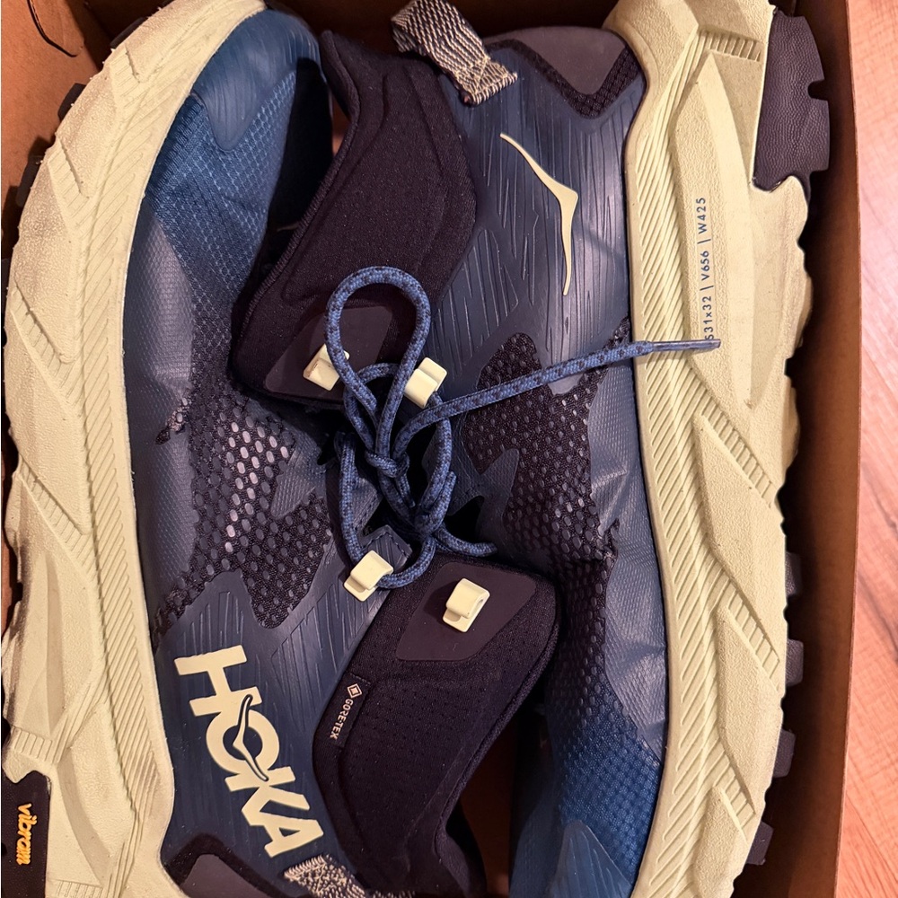 Hoka Men's Navy and Cream Athletic Shoes